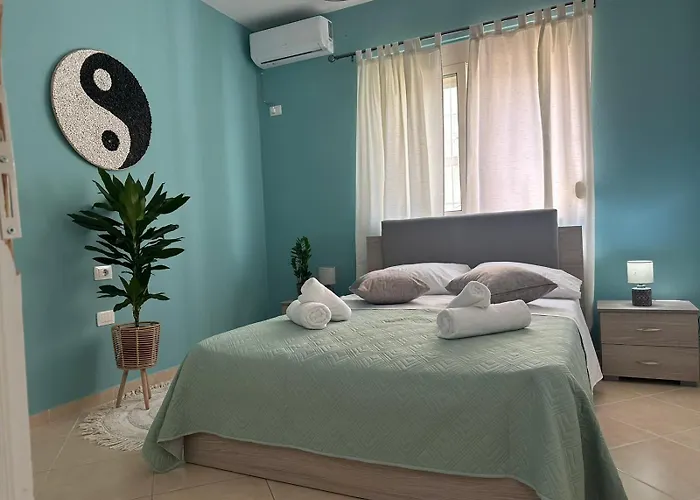 Appartement Gjonis House *